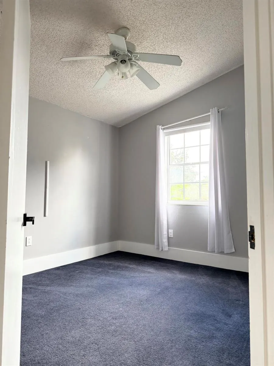 133 SW 159th Way Sunrise, FL 33326