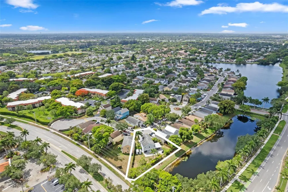 133 SW 159th Way Sunrise, FL 33326