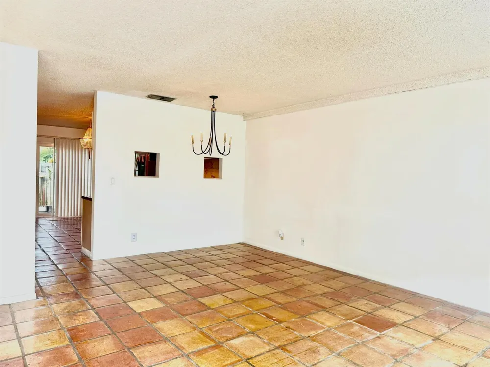 1917 NE 3rd Street #104 Deerfield Beach, FL 33441