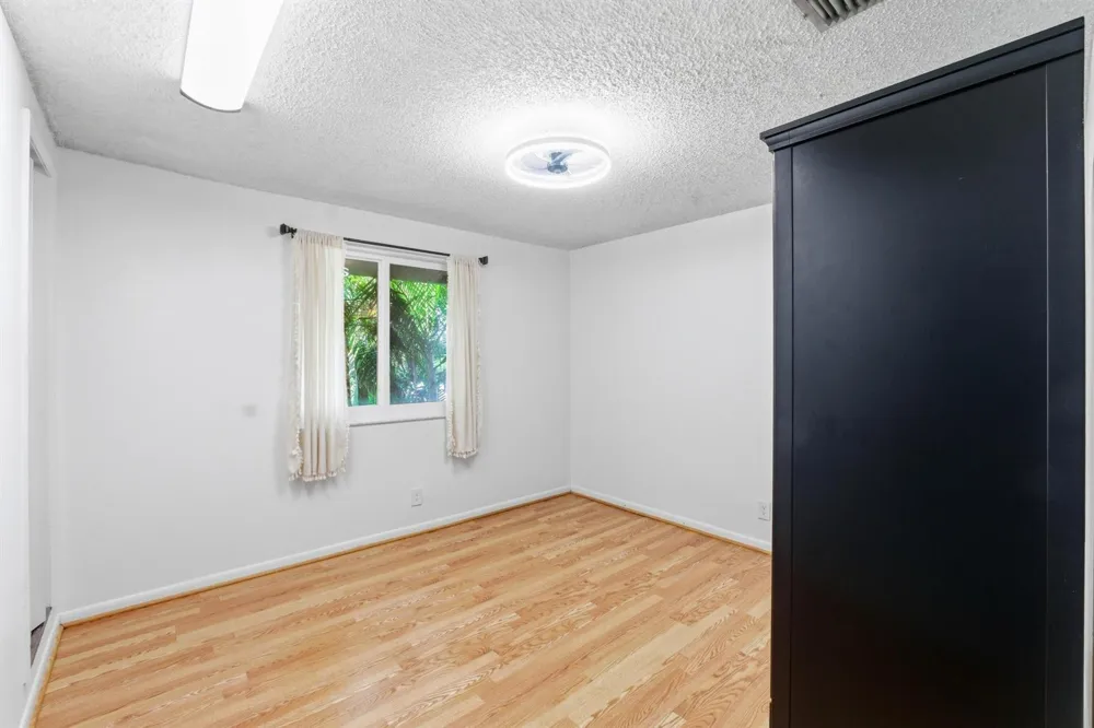 1917 NE 3rd Street #104 Deerfield Beach, FL 33441