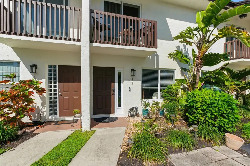 1917 NE 3rd Street #104 Deerfield Beach, FL 33441