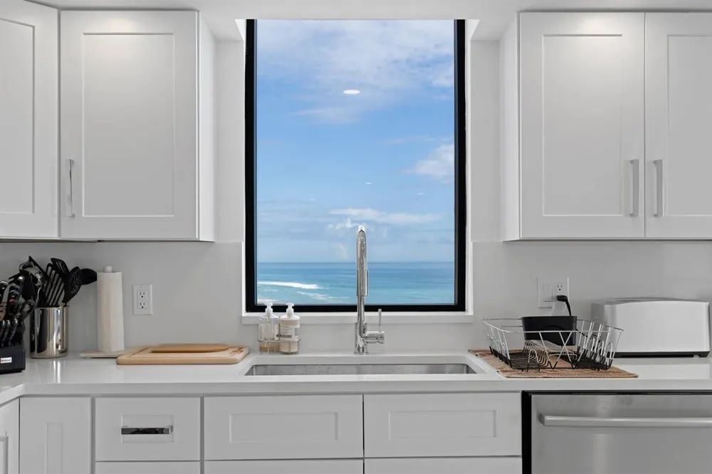5380 Ocean Drive #10d Riviera Beach, FL 33404