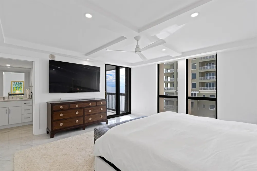 5380 Ocean Drive #10d Riviera Beach, FL 33404