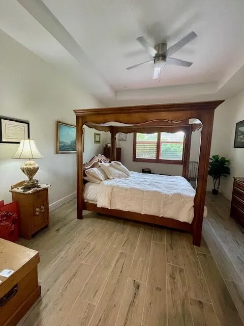 567 SW Hidden River Avenue Palm City, FL 34990