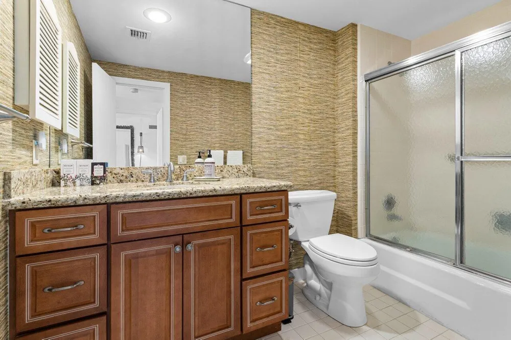 200 Little Club Road #10 Gulf Stream, FL 33483