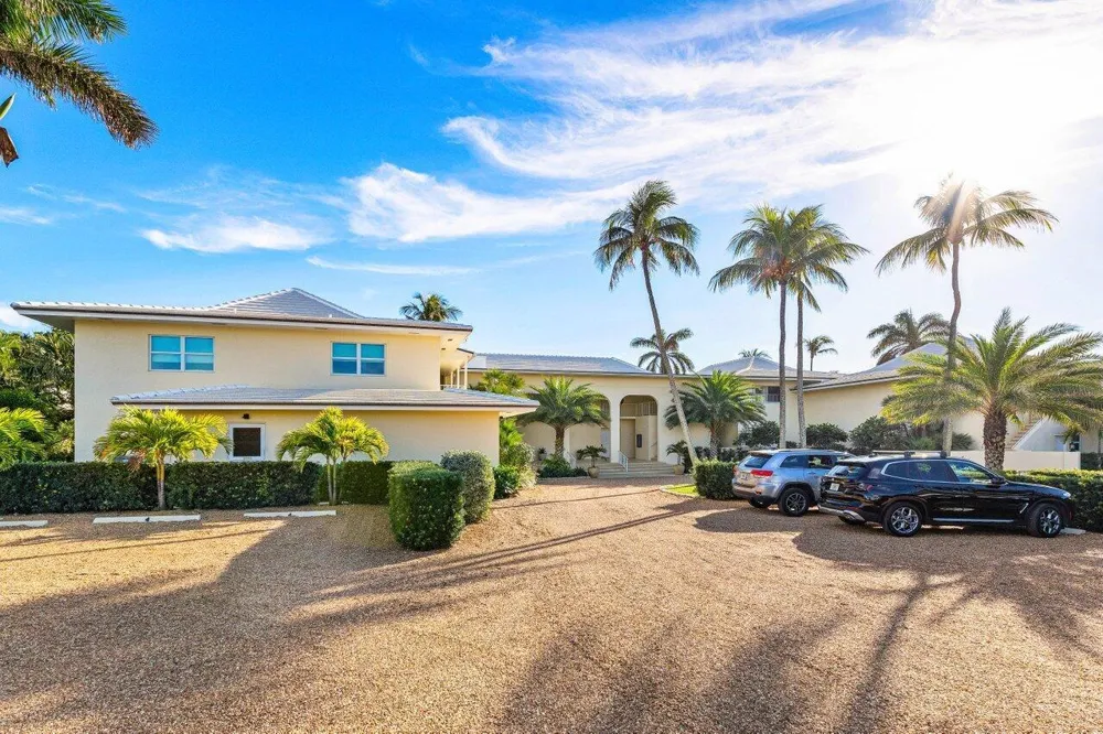 200 Little Club Road #10 Gulf Stream, FL 33483