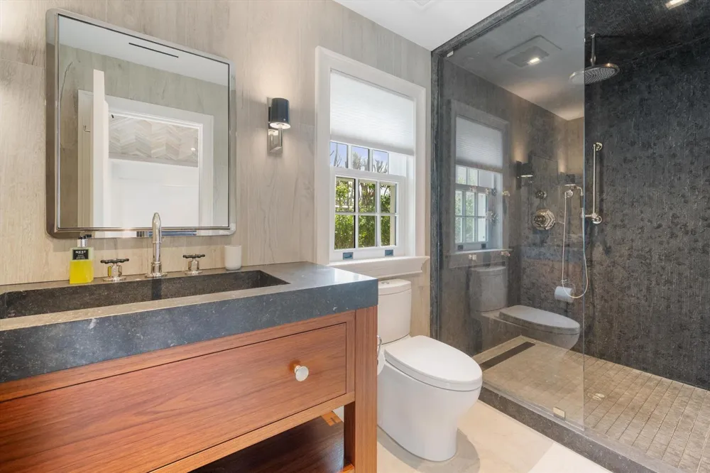 750 S County Road Palm Beach, FL 33480