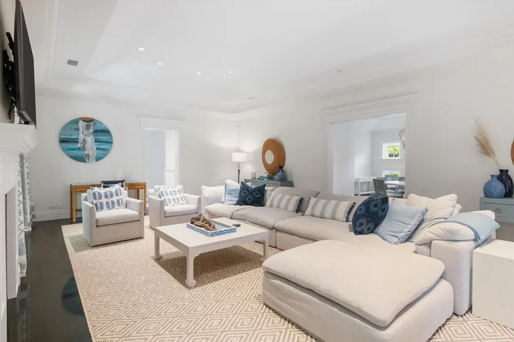 750 S County Road Palm Beach, FL 33480