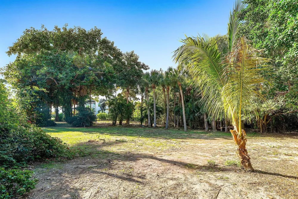 4 Whitney Way Ocean Ridge, FL 33435