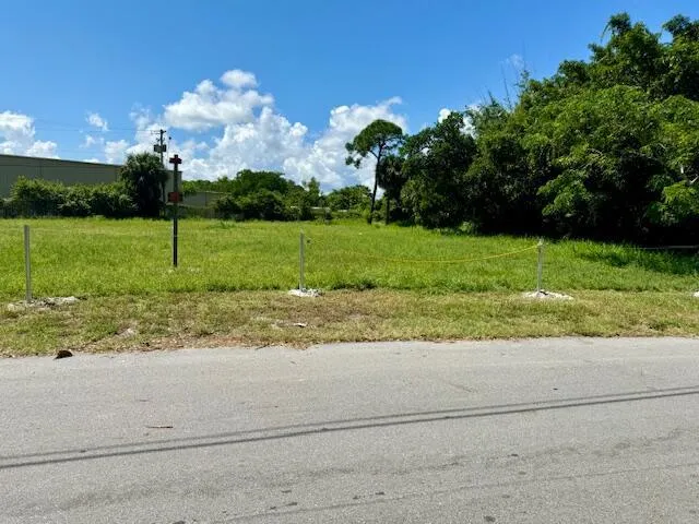 2350 Shenandoah Road NE Palm Bay, FL 32905
