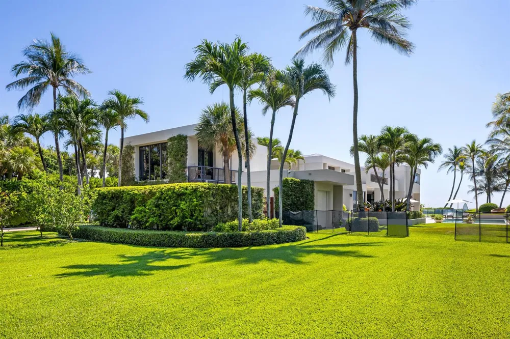 1446 Ocean Boulevard Palm Beach, FL 33480
