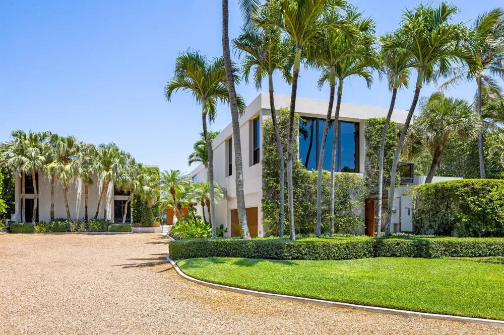 1446 Ocean Boulevard Palm Beach, FL 33480