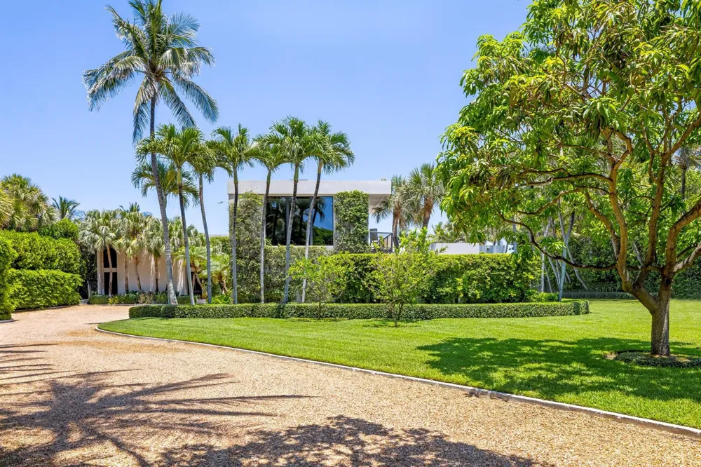 1446 Ocean Boulevard Palm Beach, FL 33480