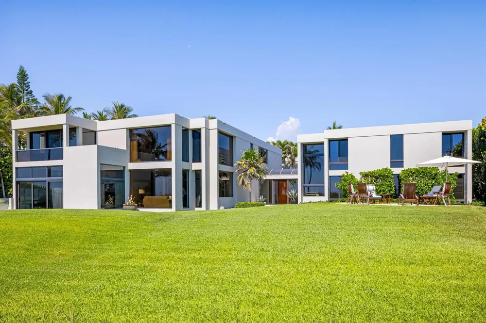 1446 Ocean Boulevard Palm Beach, FL 33480