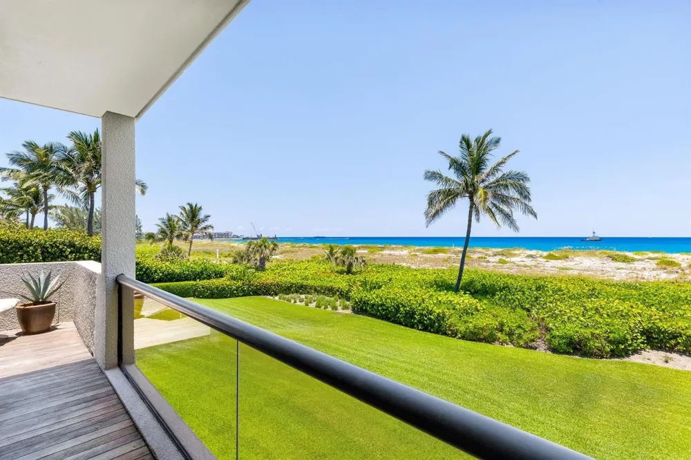 1446 Ocean Boulevard Palm Beach, FL 33480