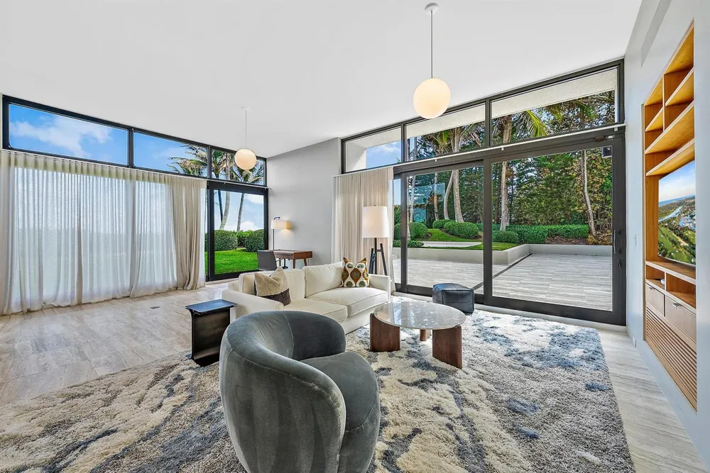 1446 Ocean Boulevard Palm Beach, FL 33480