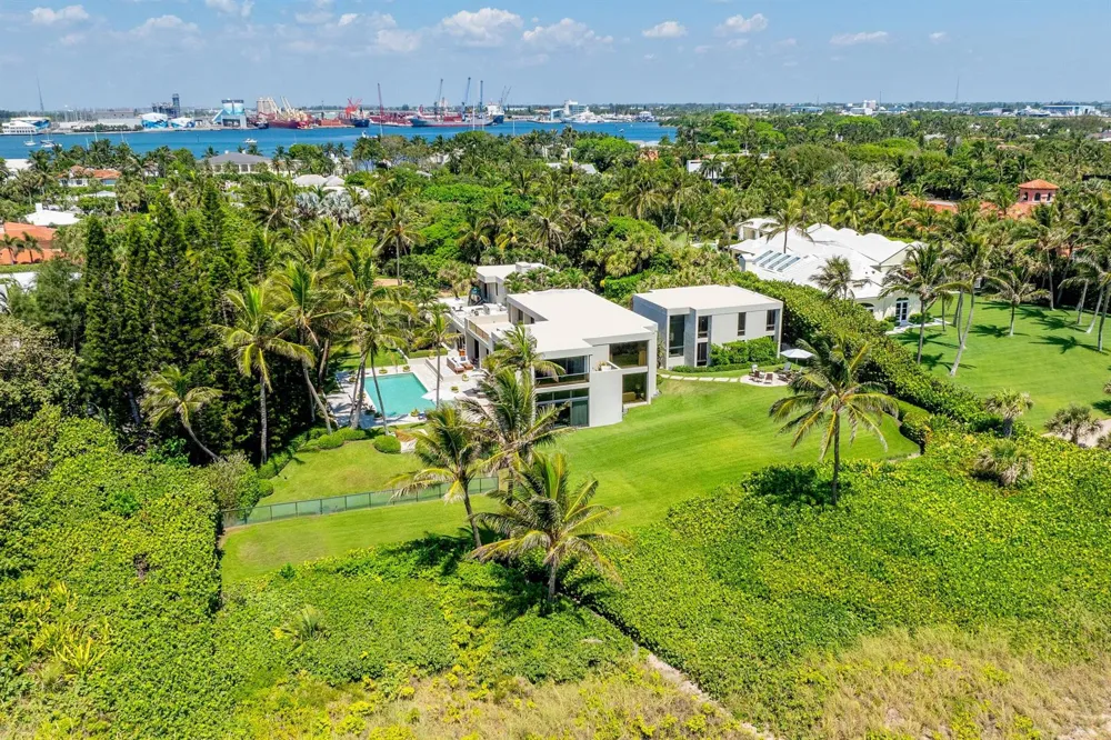 1446 Ocean Boulevard Palm Beach, FL 33480