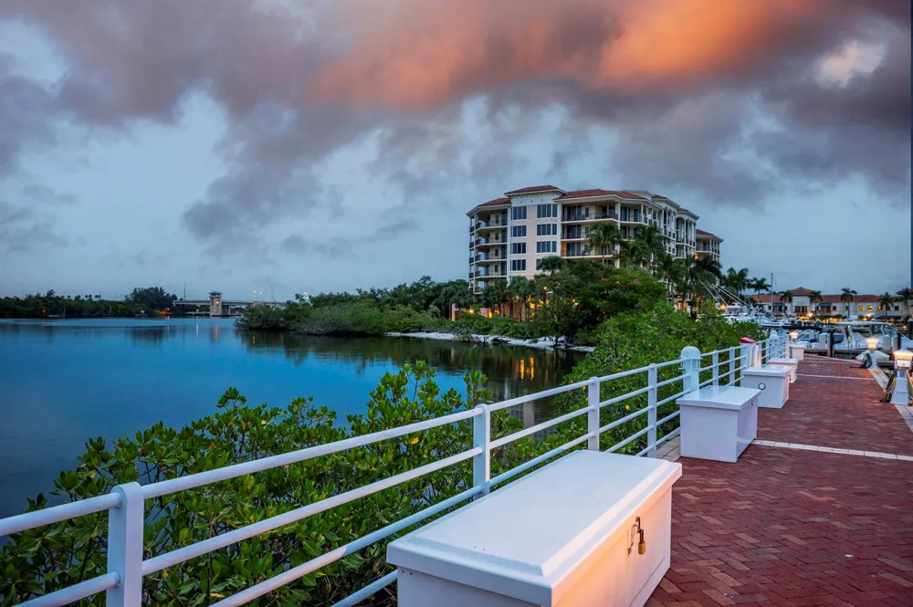 348 S Us Highway 1 Jupiter, FL 33477