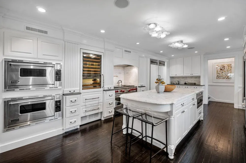 100 Regents Park Road Palm Beach, FL 33480