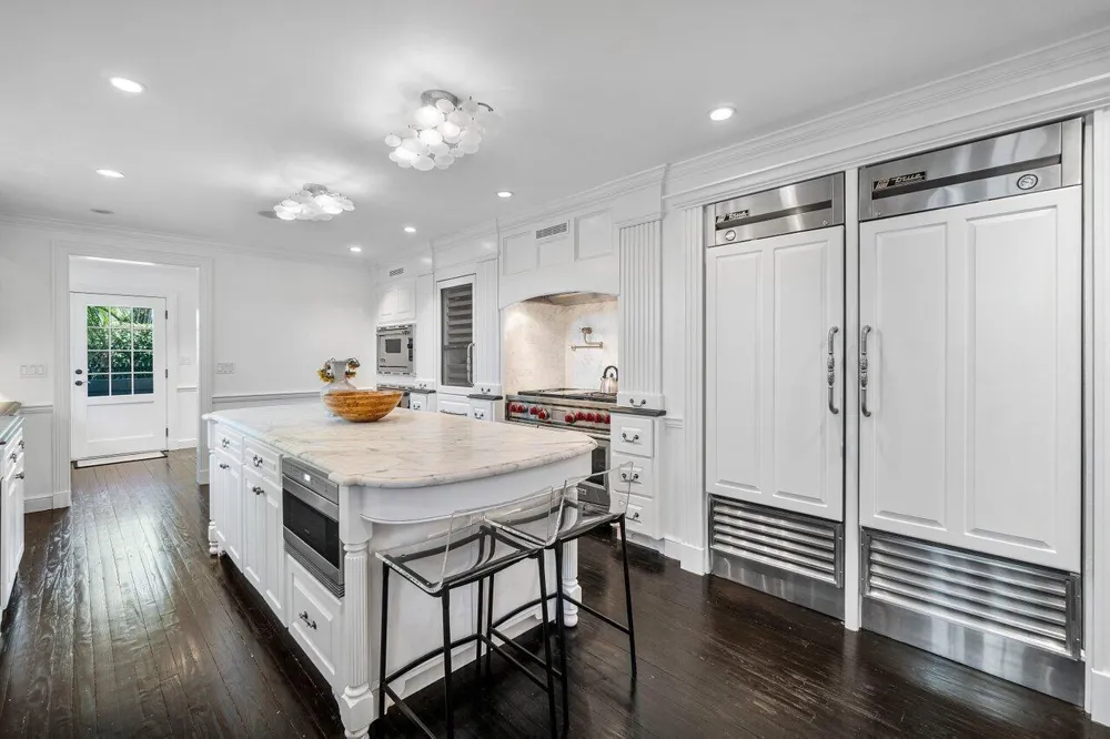 100 Regents Park Road Palm Beach, FL 33480