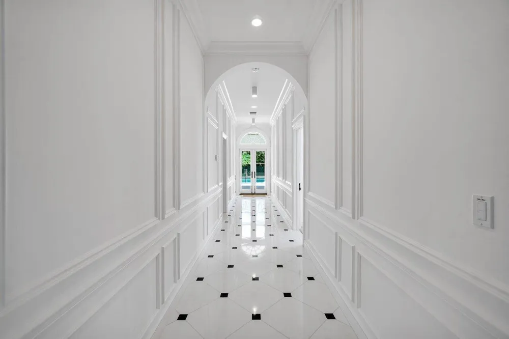 100 Regents Park Road Palm Beach, FL 33480