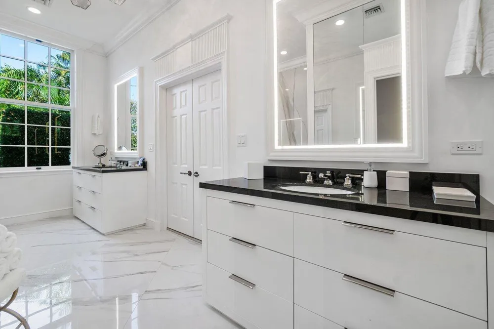 100 Regents Park Road Palm Beach, FL 33480