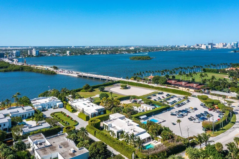 100 Regents Park Road Palm Beach, FL 33480