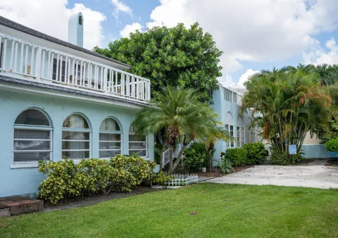 264 Seminole Avenue