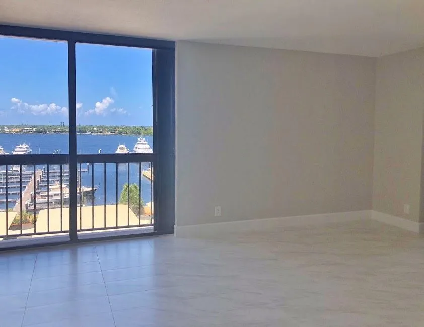 115 Lakeshore Drive #746 North Palm Beach, FL 33408
