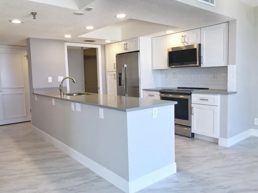115 Lakeshore Drive #746 North Palm Beach, FL 33408