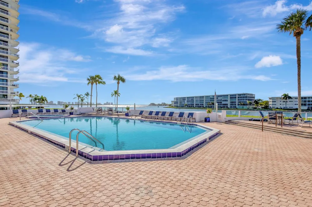 115 Lakeshore Drive #746 North Palm Beach, FL 33408
