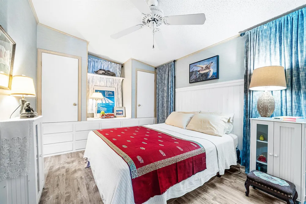 4 East Cedar Drive #Cd Briny Breezes, FL 33435