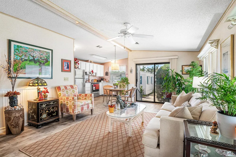 4 East Cedar Drive #Cd Briny Breezes, FL 33435