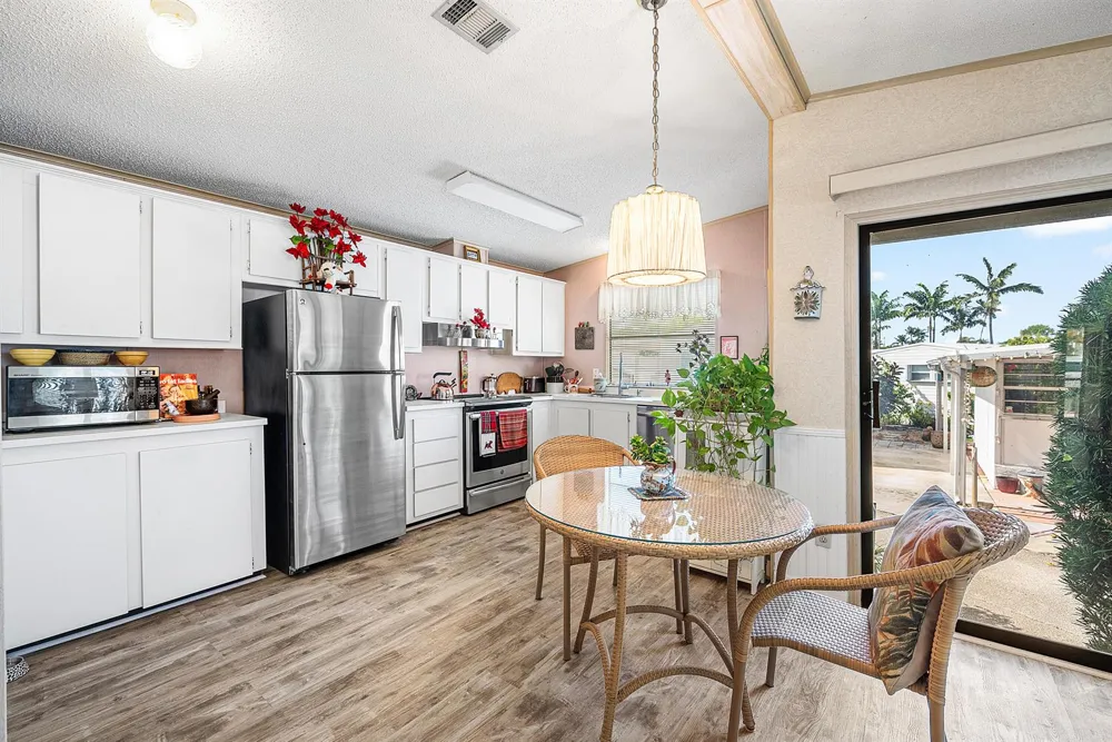 4 East Cedar Drive #Cd Briny Breezes, FL 33435
