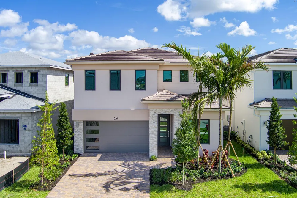 1016 Raleigh Way Wellington, FL 33414