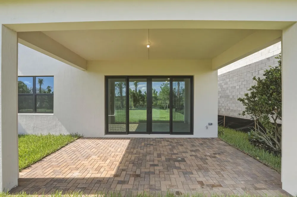 1016 Raleigh Way Wellington, FL 33414