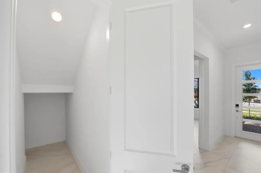 1016 Raleigh Way Wellington, FL 33414