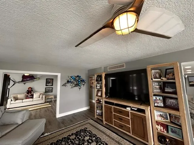 108 Lakeshore Drive #338 North Palm Beach, FL 33408