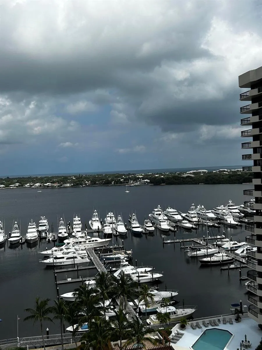 108 Lakeshore Drive #338 North Palm Beach, FL 33408