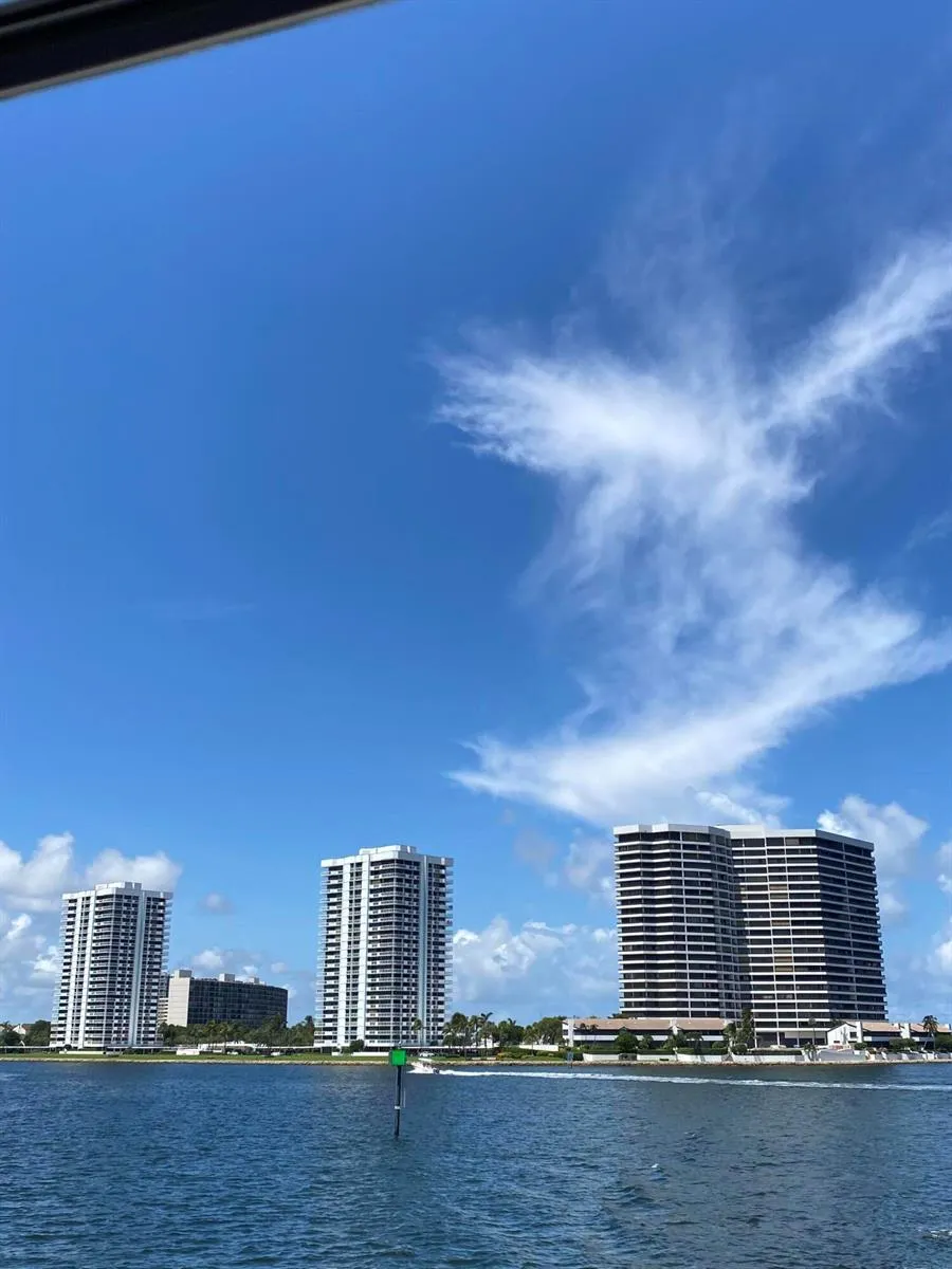 108 Lakeshore Drive #338 North Palm Beach, FL 33408