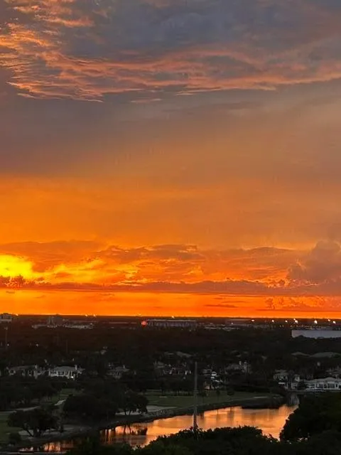 108 Lakeshore Drive #338 North Palm Beach, FL 33408