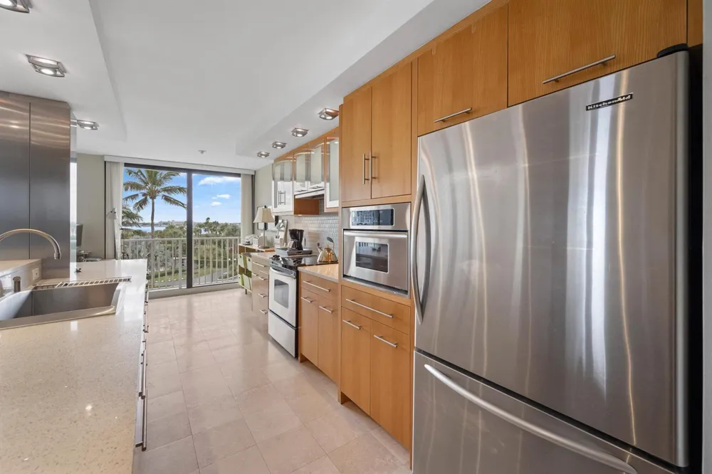 3360 S Ocean Boulevard #3 G I Palm Beach, FL 33480