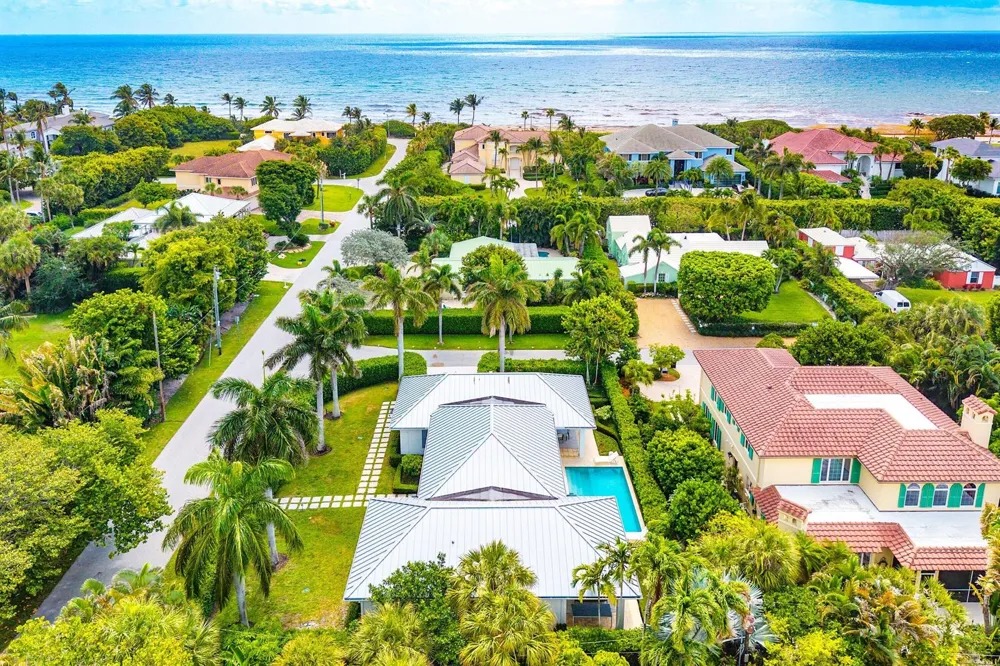 106 Beachway Drive Ocean Ridge, FL 33435