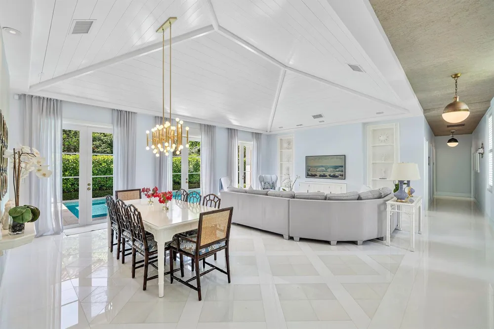 106 Beachway Drive Ocean Ridge, FL 33435