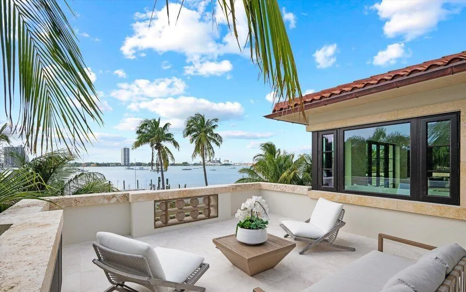 1260 Lake Way Palm Beach, FL 33480