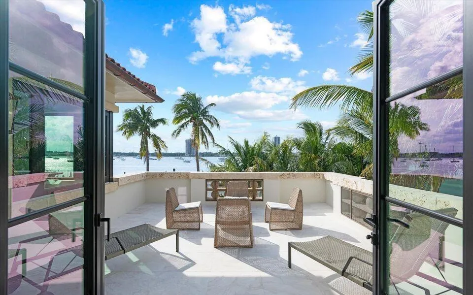 1260 Lake Way Palm Beach, FL 33480