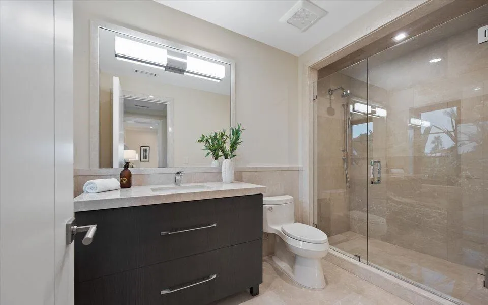 1260 Lake Way Palm Beach, FL 33480