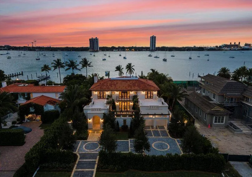 1260 Lake Way Palm Beach, FL 33480