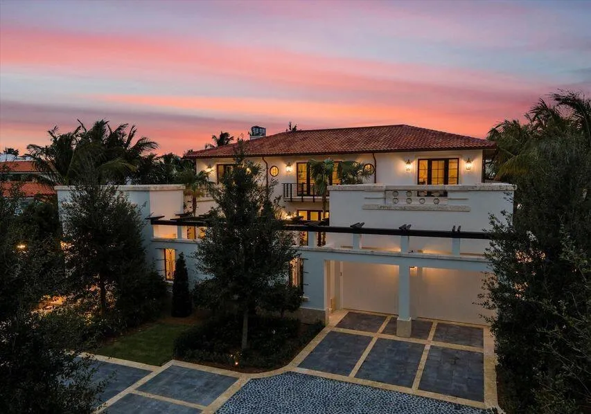 1260 Lake Way Palm Beach, FL 33480