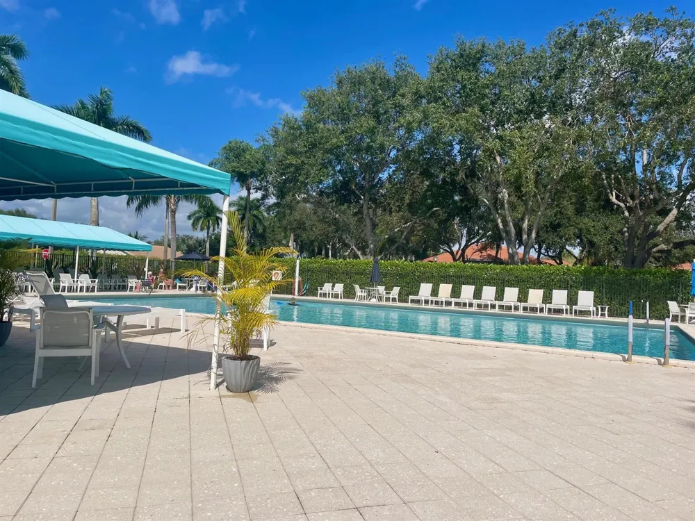9709 Shadybrook Drive #201 Boynton Beach, FL 33437